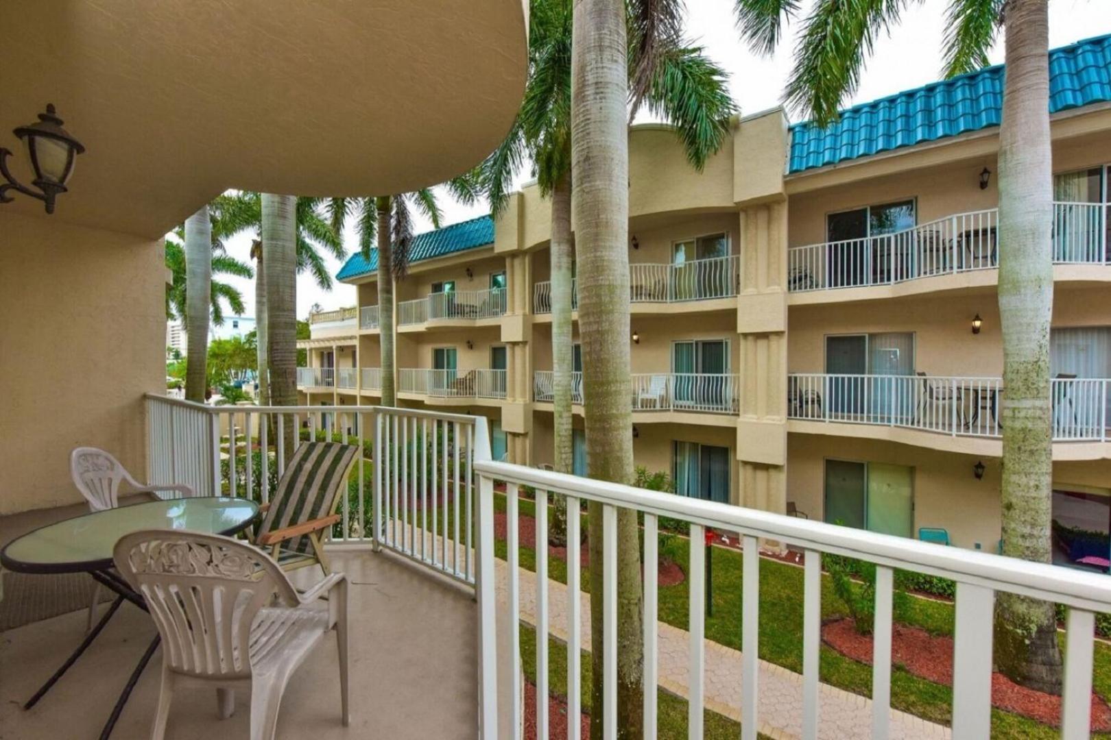 Palm Bay Club Apartman Siesta Key Kültér fotó